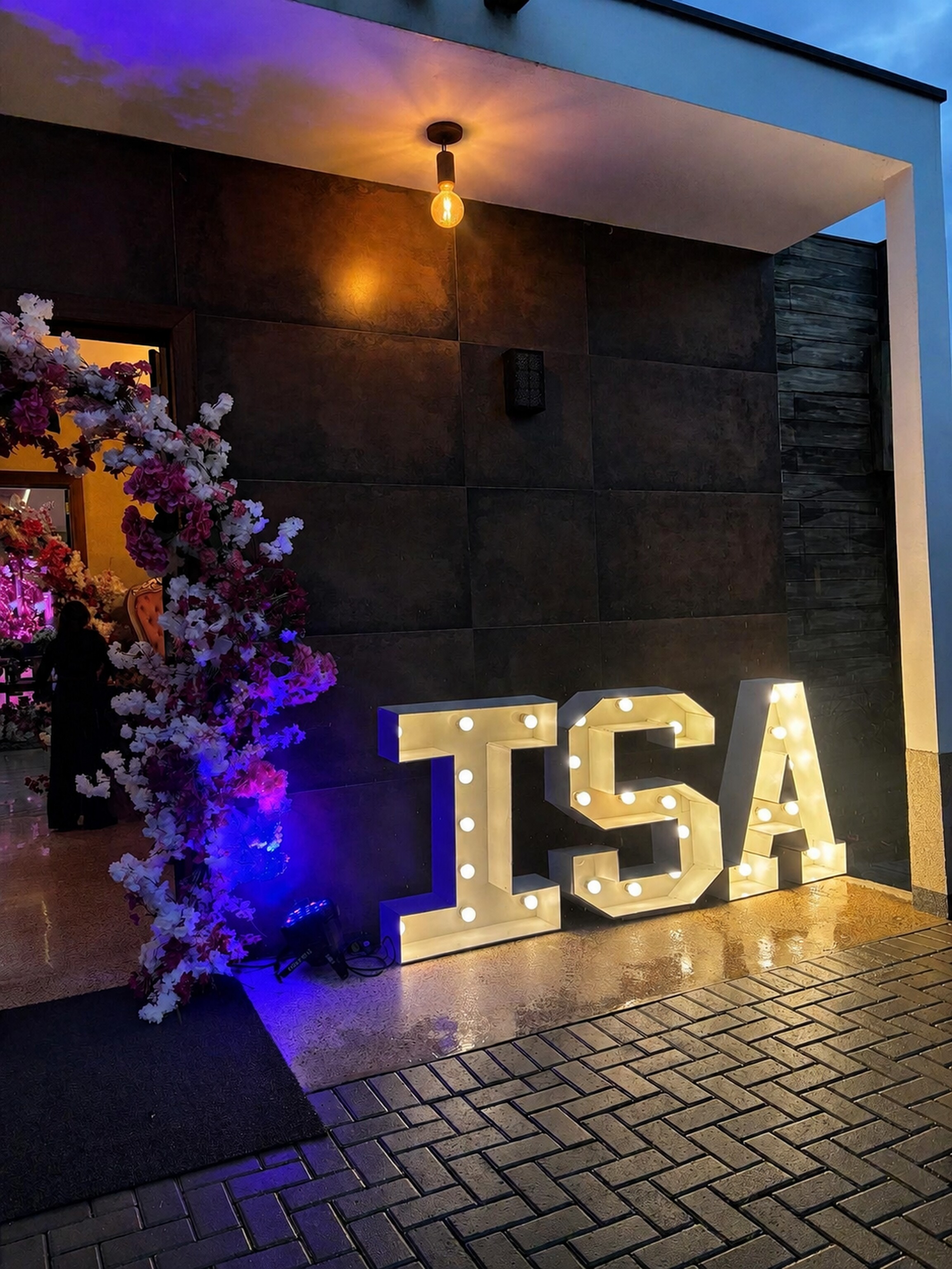 Letras Gigantes iluminadas